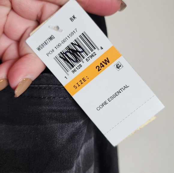 NWT Democracy Ab Technology Black High Rise Skinny Jeans Stretch Denim Size 24W - Picture 10 of 16